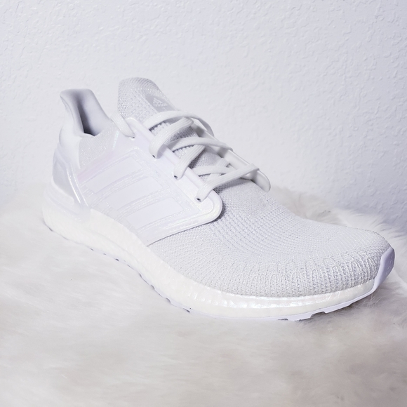 🚫SOLD🚫 Adidas men's ultraboost 20 FW8721 Running Shoes - Picture 4 of 16